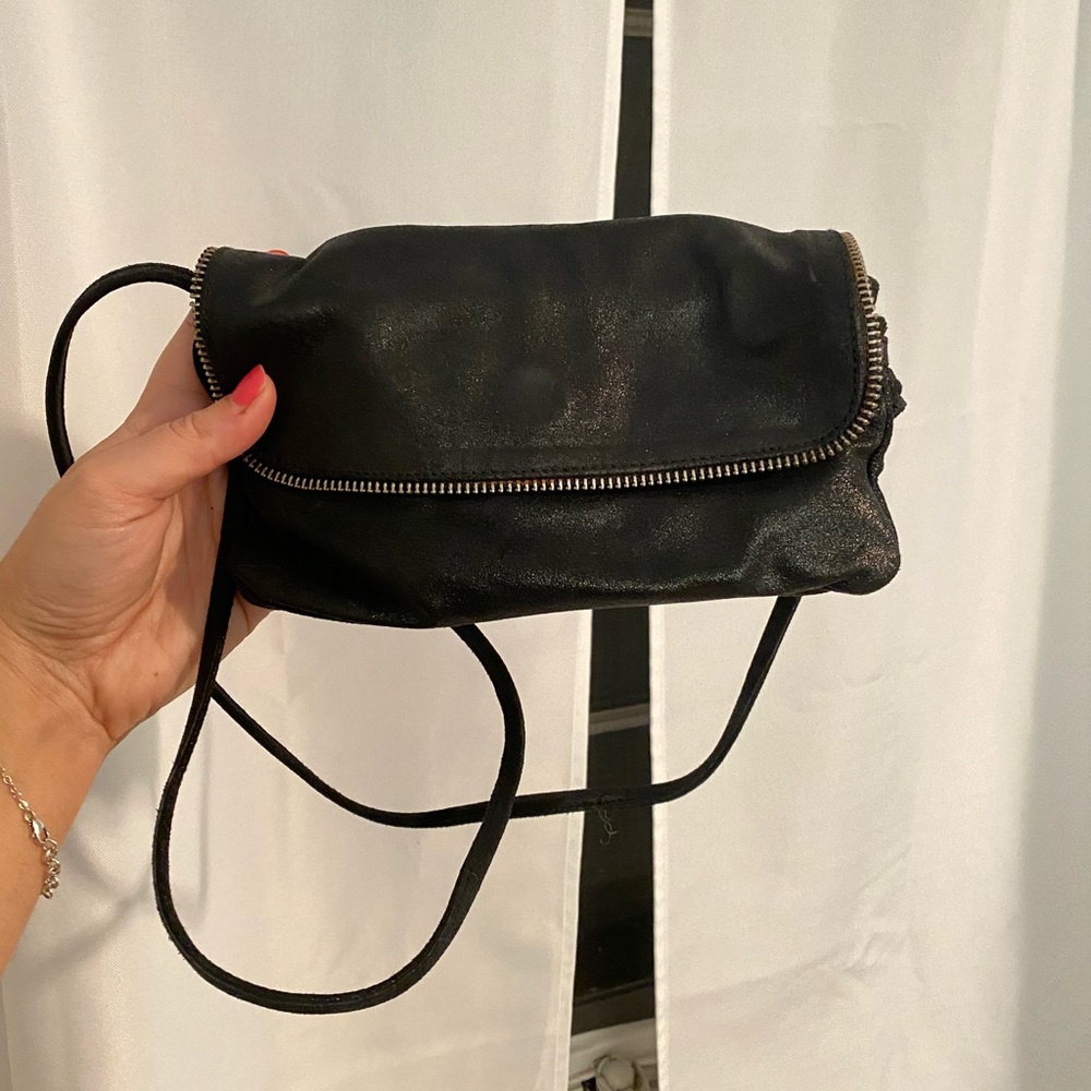 Adorable black leather shoulder bag from Paris